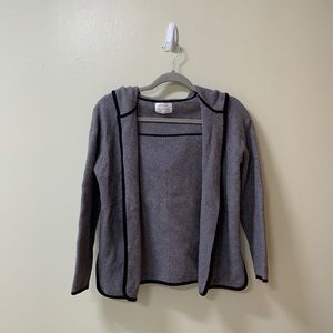 Gray sweater hoodie, wool and super comfortable